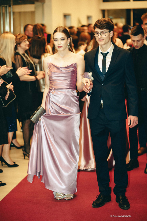 Učenici Medicinske škole u večeri koju će pamtiti do kraja života (1. dio)