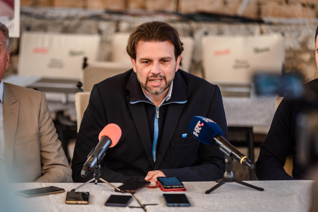 Preko 100 godina stara zgrada u Kalelargi napokon obnovljena: 'Da Grad nije išao s akcijom, ne bi je obnovili. Sada mirnije živim' 