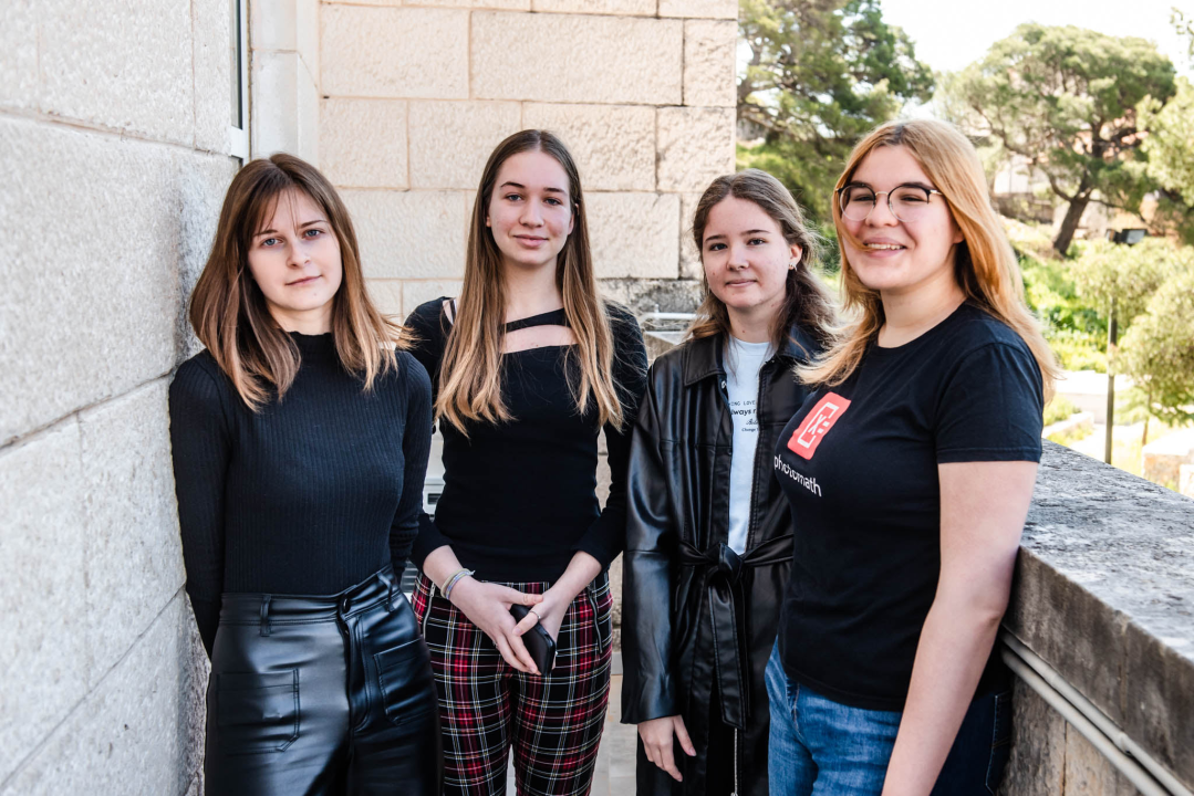 Šibenski gimnazijalci rasturaju na natjecanjima: 'Mi profesori ih usmjeravamo, ali ovaj uspjeh je u prvom redu njihova zasluga'