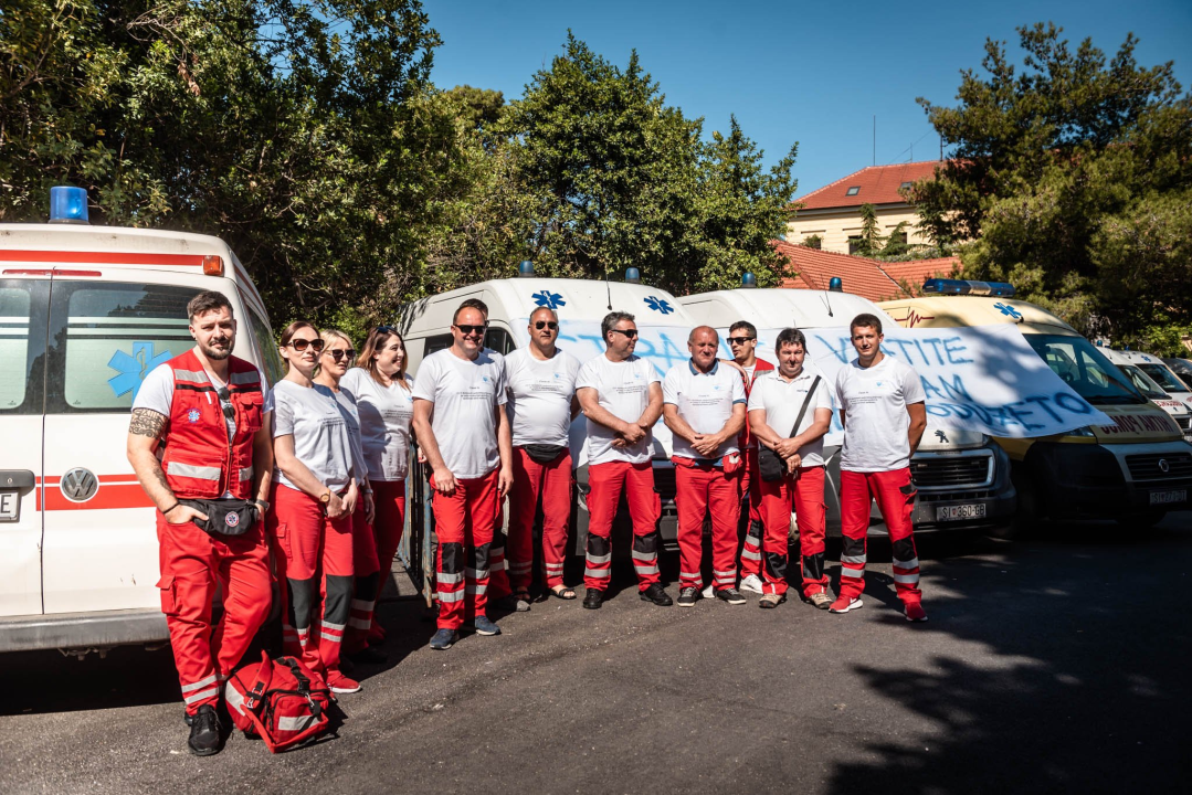 Štrajk djelatnika saniteta u Šibeniku: 'Žao nam je pacijenata, ali ovaj korak smo morali poduzeti!'