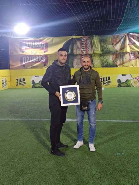 Ekipa Bibich West Ham Ražine pobjednik u seniorskoj, a ekipa GENERACIJA veteranskoj kavez ligi Bilice