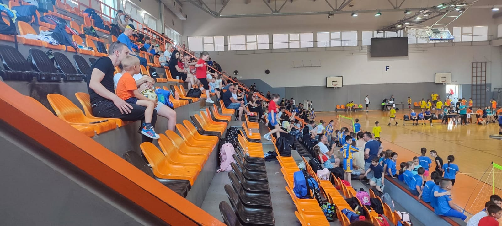Završnica Međužupanijske mini lige: Više od 250 djece igralo mini rukomet na Baldekinu 