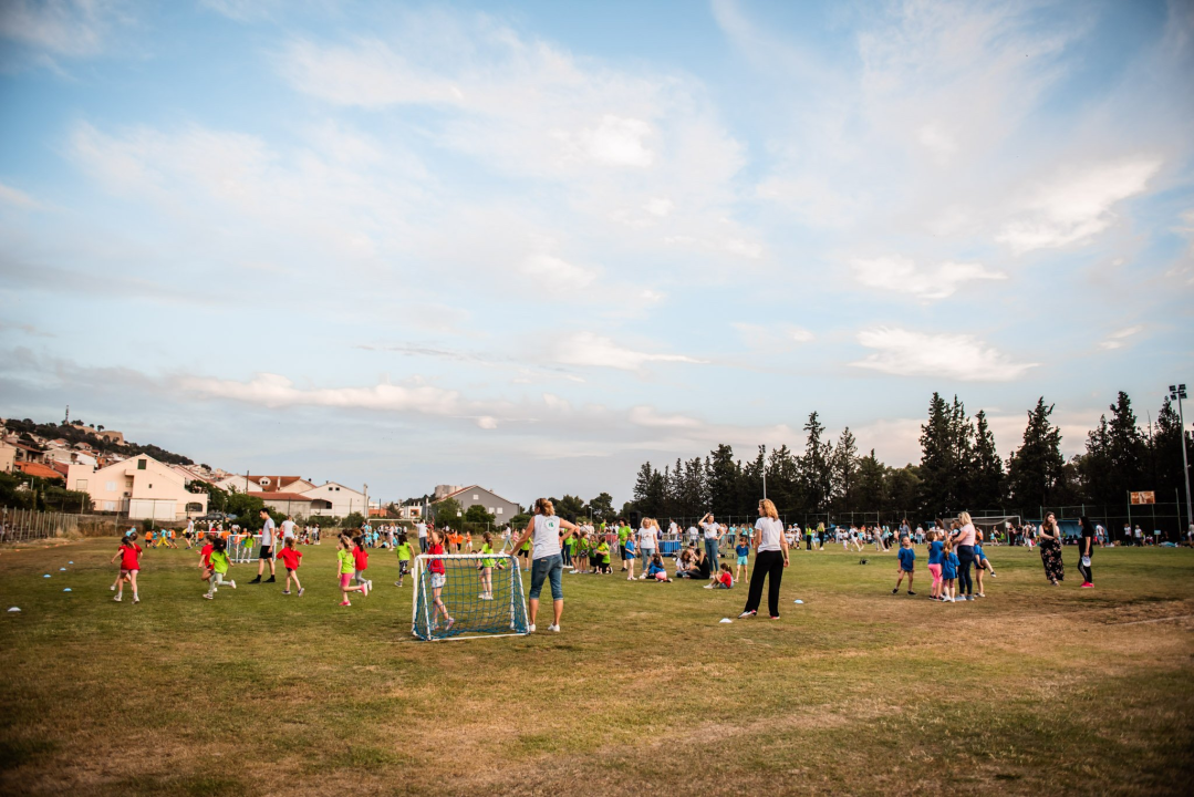 Preko 500 djece na 'Ljubici' u Crnici: Olimpijski festival šibenskih dječjih vrtića