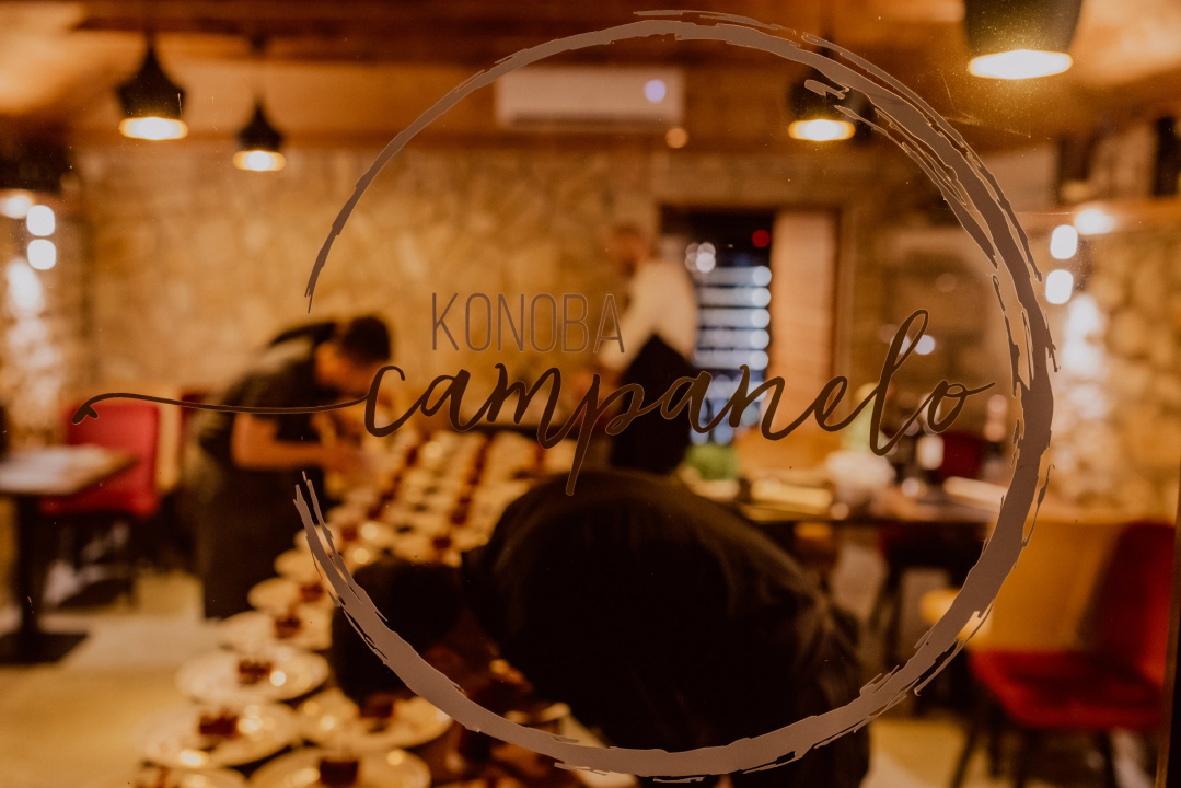 Konoba Campanelo otvorila je terasu s najljepšim pogledom uz gostovanje Melkiora Bašića!
