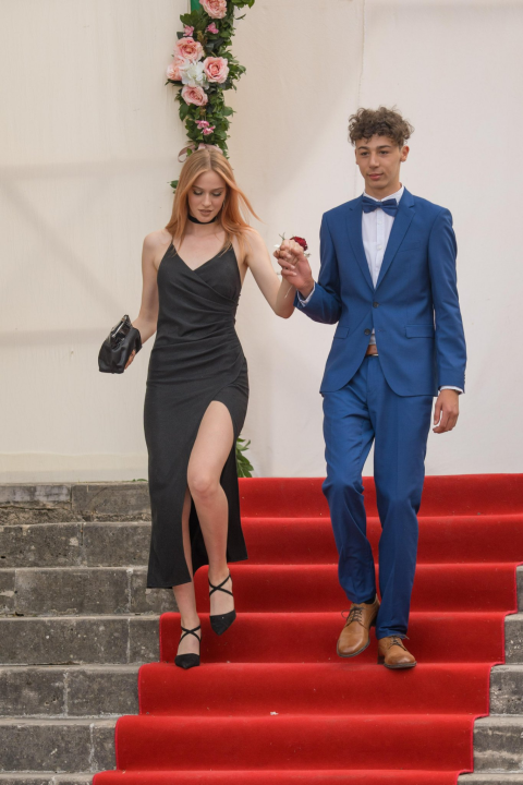 Drniški maturanti nakon dvije godine opet imali špalir na Poljani!