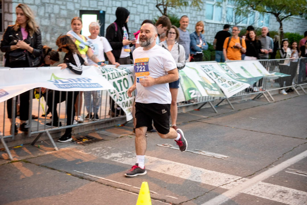 Imamo pobjednike održane Pivske milje: Pogledajte kako je sinoć bilo na šibenskoj rivi  
