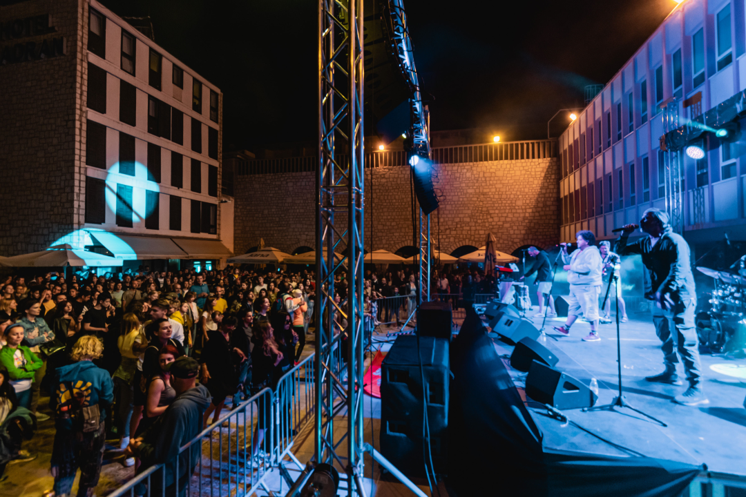 Usprkos buri TBF rasplesao Šibenčane: Pogledajte kako je bilo  