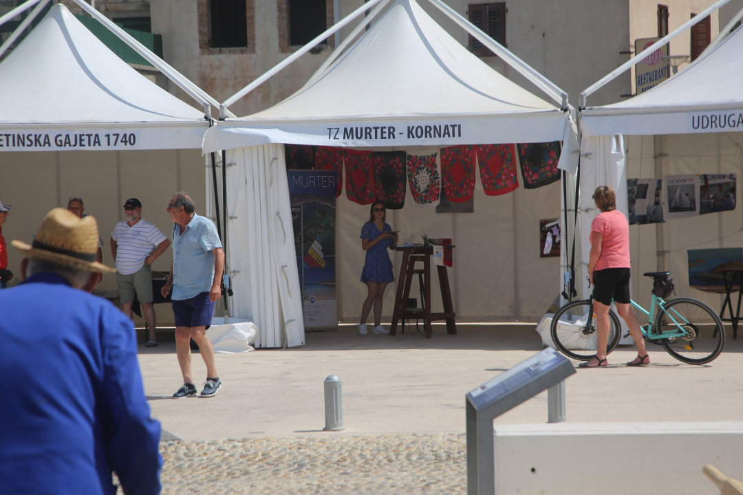 Otvoren Sajam tradicijske drvene brodogradnje: Jelić najavio gradnju flote gajeta za javnu upotrebu