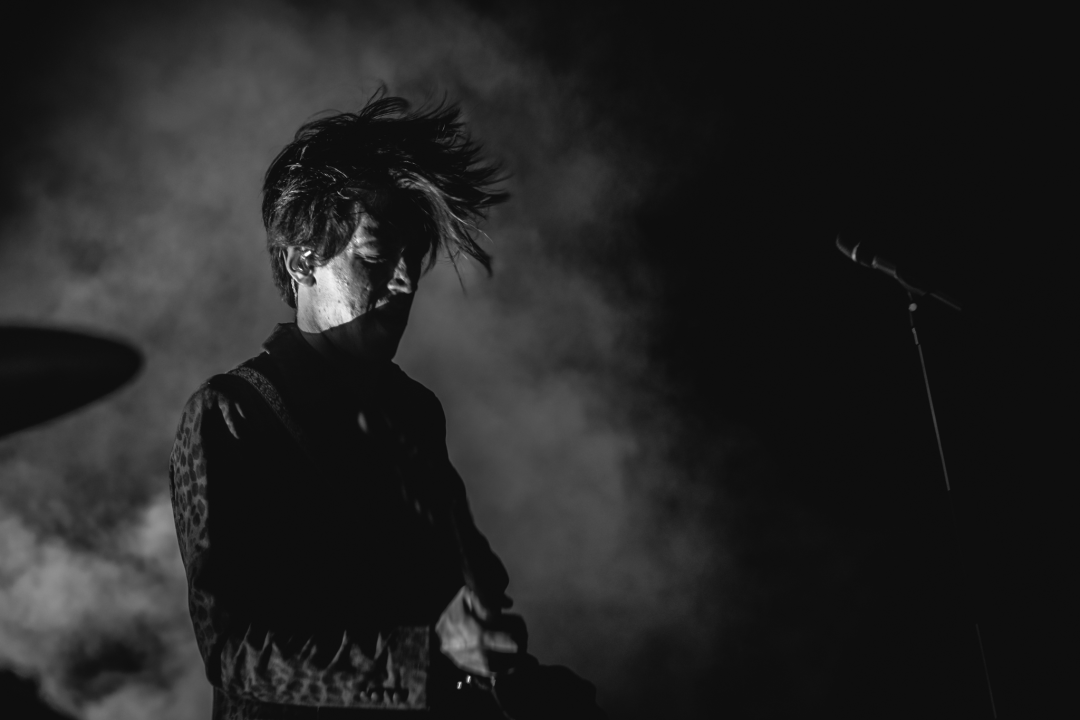 Nema ljubavi u klubu, ljubav je na tvrđavi: Plesnjak za milenijalce uz Buč Kesidi i Nipplepeople