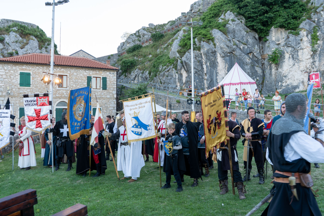 Svečani mimohod, radionice, mačevanje, vatreni show…: Završili ovogodišnji Zvonimirovi dani 