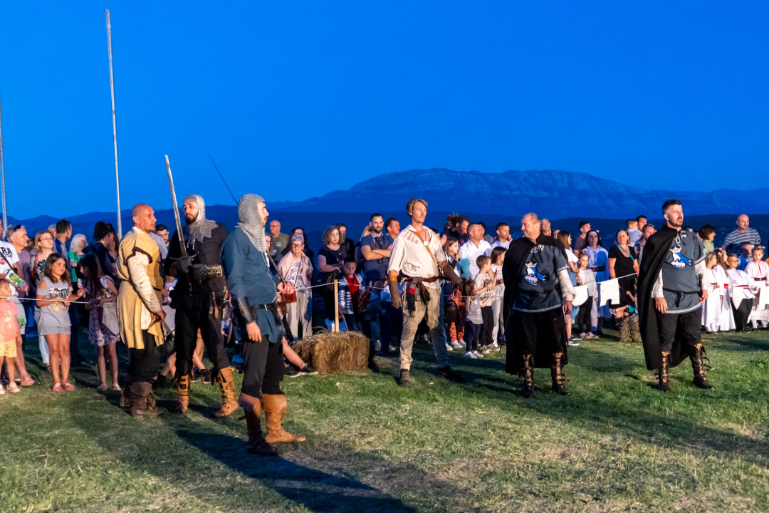 Svečani mimohod, radionice, mačevanje, vatreni show…: Završili ovogodišnji Zvonimirovi dani 