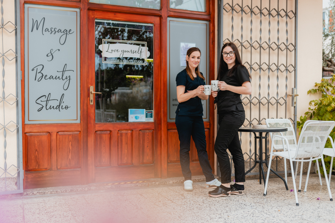 Osigurajte si svilenkasto glatku kožu uz tretmane depilacije u salonu Love Yourself!