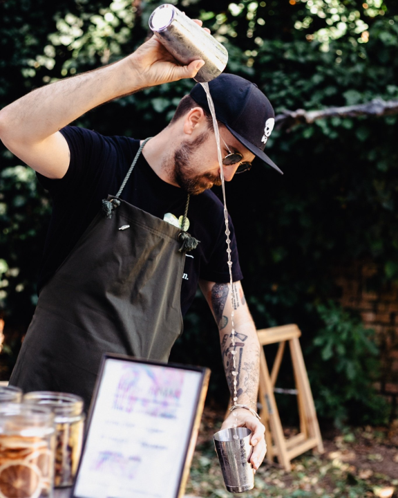 Petar je uzeo ženino prezime, bio na porodu i ne vidi čemu hvaliti očeve koji mijenjaju pelene: 'Dijete smo zajedno napravili'