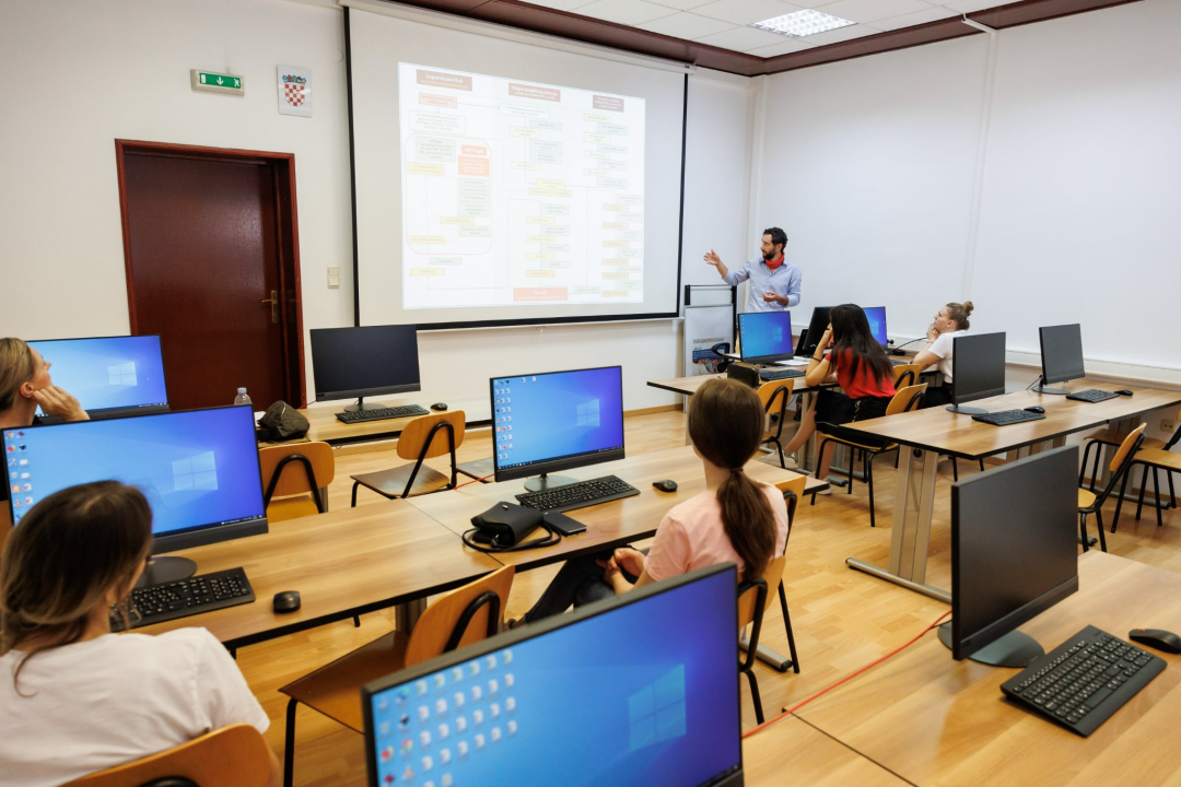 Studirajte na Veleučilištu 'Marko Marulić' u Kninu!