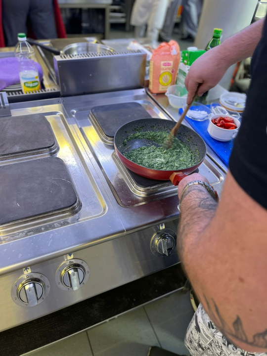 Polaznici POU Šibenik uspješno završili program prekvalifikacije za kuhare, konobare, pekare i slastičare!