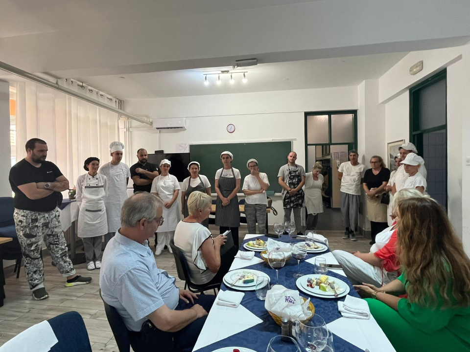 Polaznici POU Šibenik uspješno završili program prekvalifikacije za kuhare, konobare, pekare i slastičare!