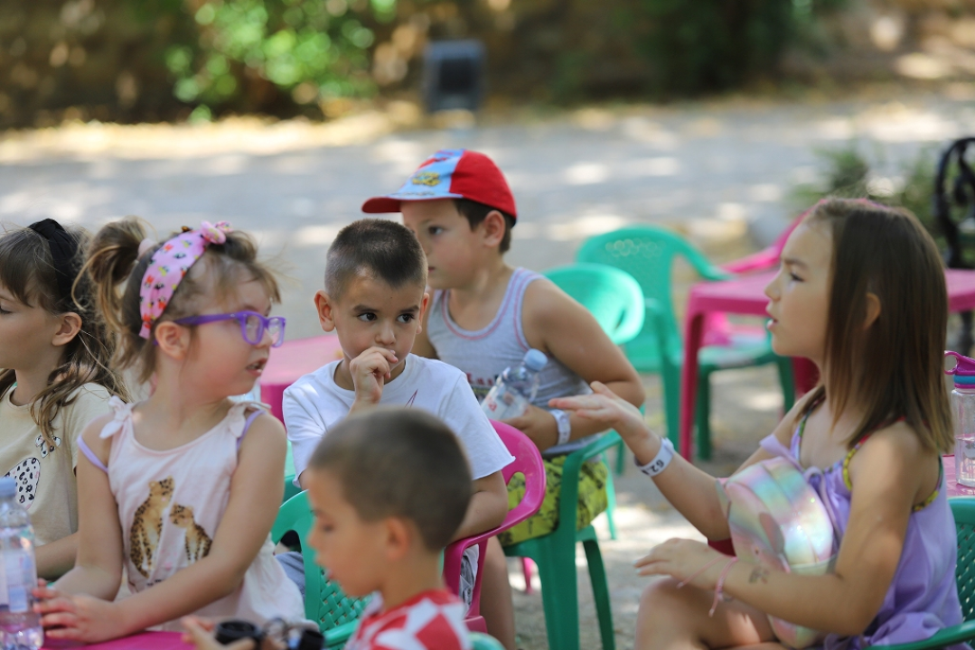 Danas je zbog MDF-a najduži dan u godini: Poznati čitaju, sajam knjiga, ulični program, predstave...
