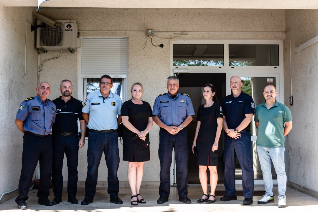 Pojačanje iz Češke, Njemačke, Makedonije i Rumunjske stiglo u pomoć šibenskoj policiji 
