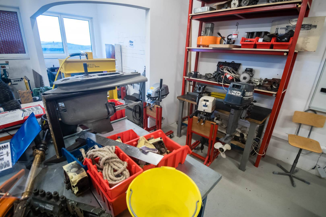 Ako želite lako pronaći posao uz dobru plaću, upišite Industrijsko-obrtničku školu!