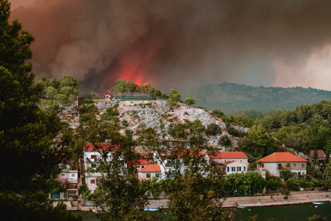 Fotogalerija koja otkriva razmjere plamenog užasa u Zatonu i Raslini