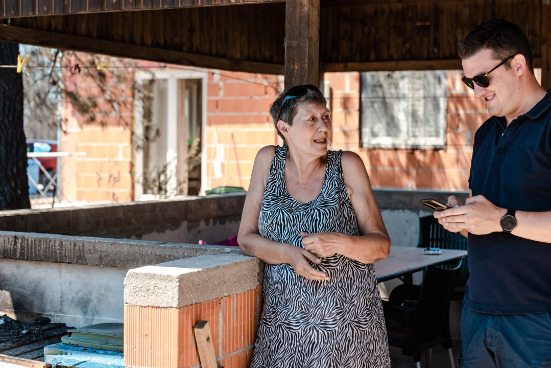  Milanović u Zatonu: Konobari imaju veću plaću od dobrovoljnih vatrogasaca, nitko neće izgorjeti za pet tisuća kuna