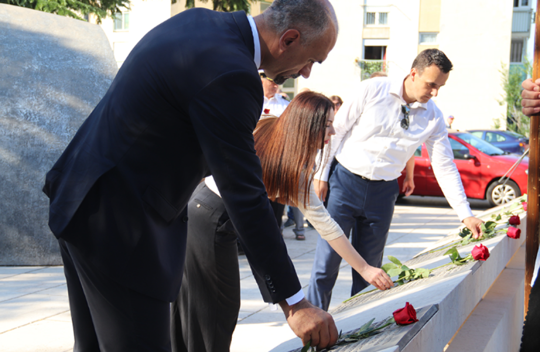 Kod Središnjeg križa na Kvanju te spomen obilježja na Baldekinu položeni vijenci