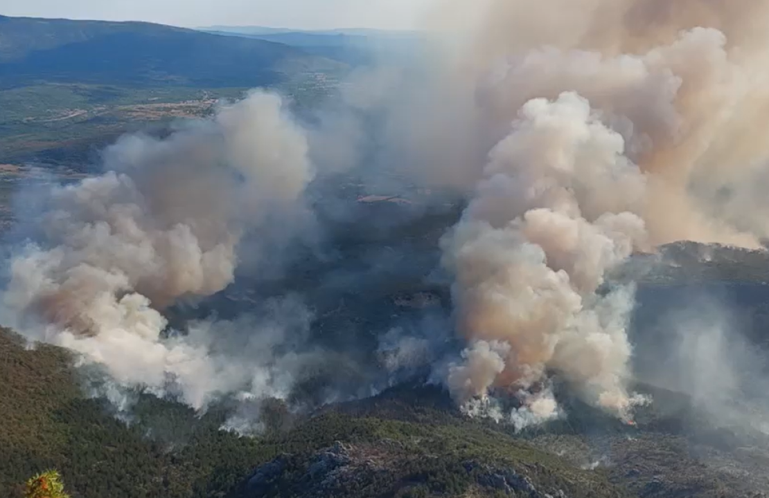 Vatra već danima 'guta' Dinaru: 'Vatrena linija je velika i situacija nije baš dobra'