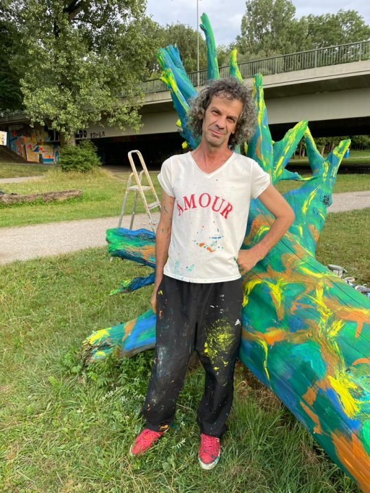 Svi umjetnici oslikavali zid, samo Zvonimir Vila stablo: 'Zakasnio sam'