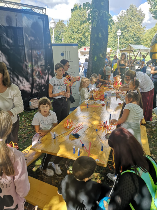 Održano jesensko izdanje Ogulinskog festivala bajke: Sudjelovali izvođači i iz naše županije