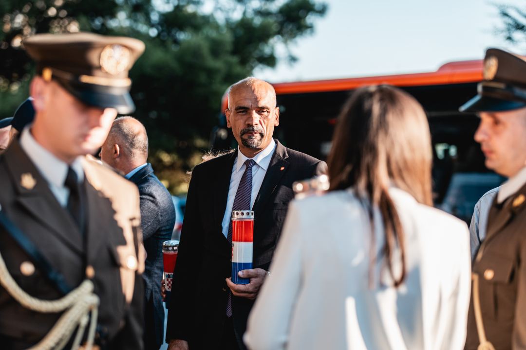 Šibenčani komemoracijom na Baldekinu i mimohodom obilježili 31. obljetnicu Rujanskog rata