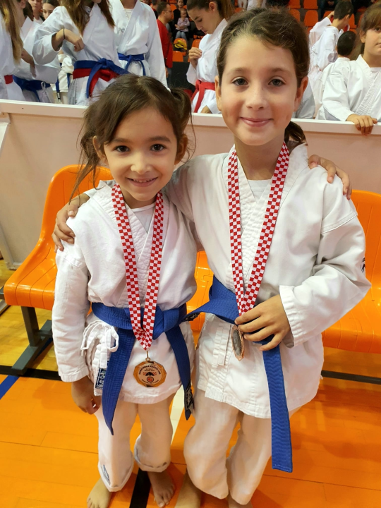 Karate klub Okit iz Vodica osvojio čak 32 medalje na Dalmatinskoj ligi