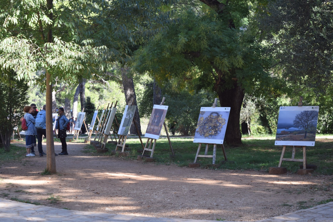 Na Skradinskom buku otvorena izložba fotografija članova Foto kluba Šibenik