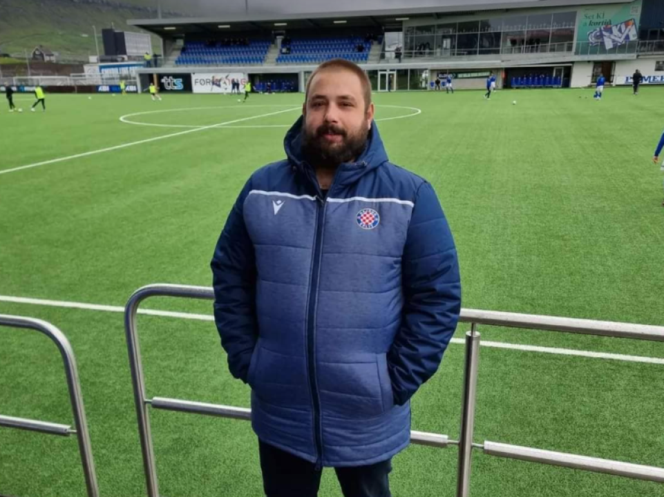 Iza don Ante Škugora prva je godina svećeništva: 'Putujem, idem na utakmice i mladi vide da naši životi nisu toliko različiti'