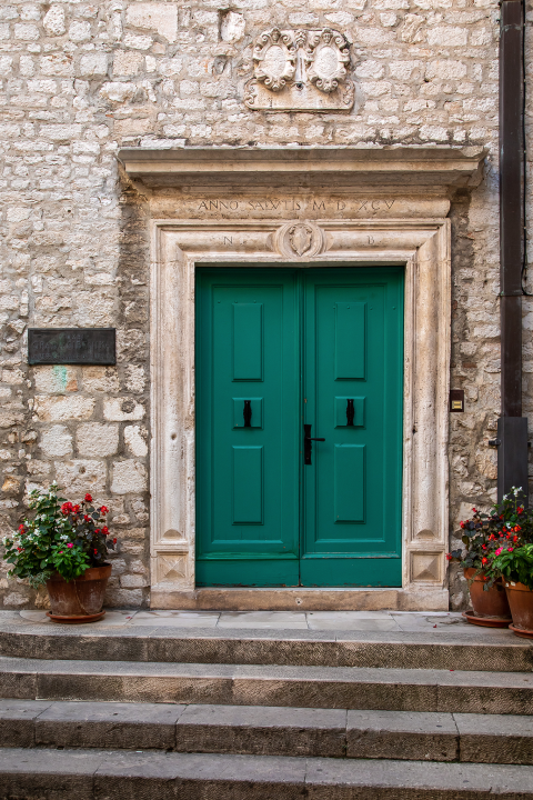 U sklopu projekta ‘Juraj-obnova’ obnovljeni renesansni portali na Kneževoj palači  