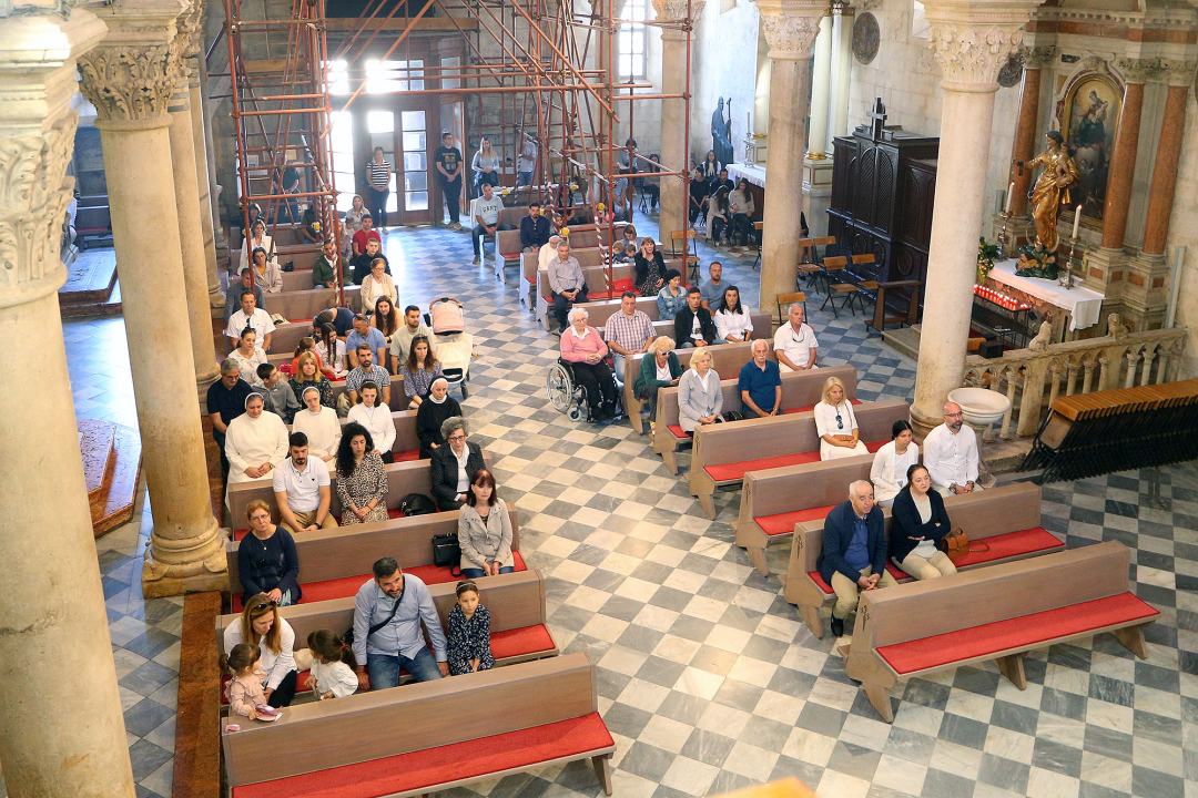 Biskup Rogić predvodio misno slavlje u katedrali