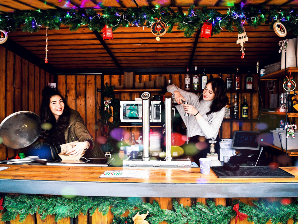 Božićni Šušur donosi vrhunsku zabavu: Koncerti, dobra spiza, dječji program i gledanje nogometa na rivi!