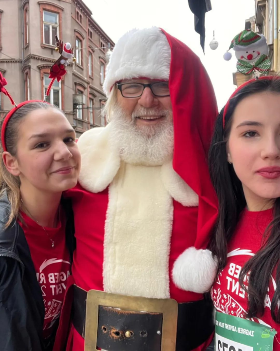 Šibenski gimnazijalci sudjelovali na humanitarnoj utrci u Zagrebu