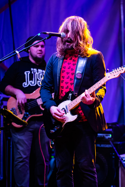 Šibenski band MaNu sinoć je bio zadužen za dobru zabavu u Đardinu