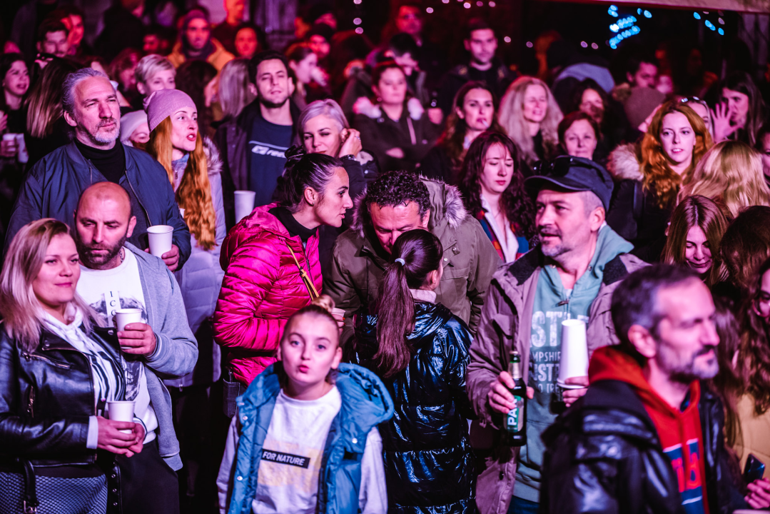 Šibenski band MaNu sinoć je bio zadužen za dobru zabavu u Đardinu