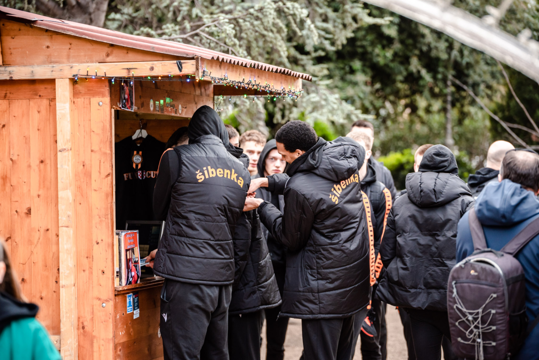 Toni Slavica i Nives Radić, vaterpolisti Solarisa i vaterpolistice Viktorije ovogodišnji su laureati