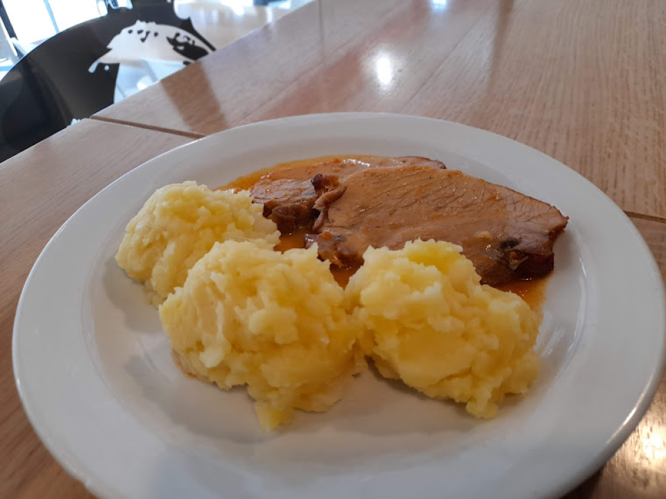 Provjerite koja su najpopularnija jela u studentskoj menzi!