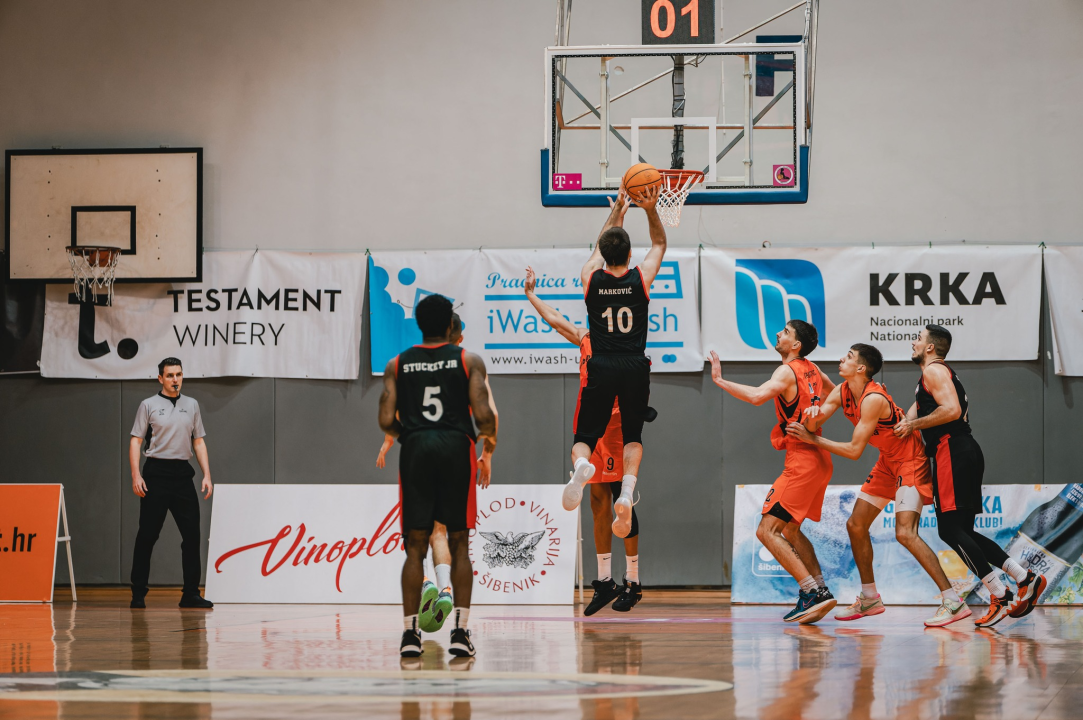 Šibenki protiv Komarna mala, ali ohrabrujuća prednost