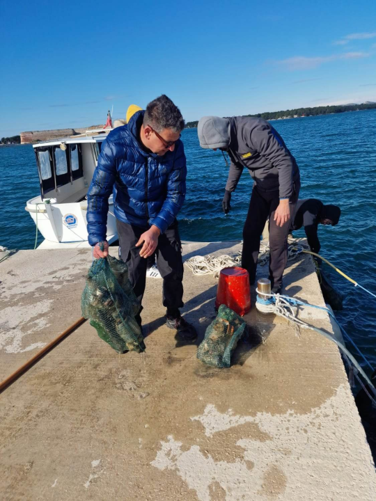 U uvali Škar održana 5. akcija čišćenja podmorja u sklopu projekta Plavi Jadran 