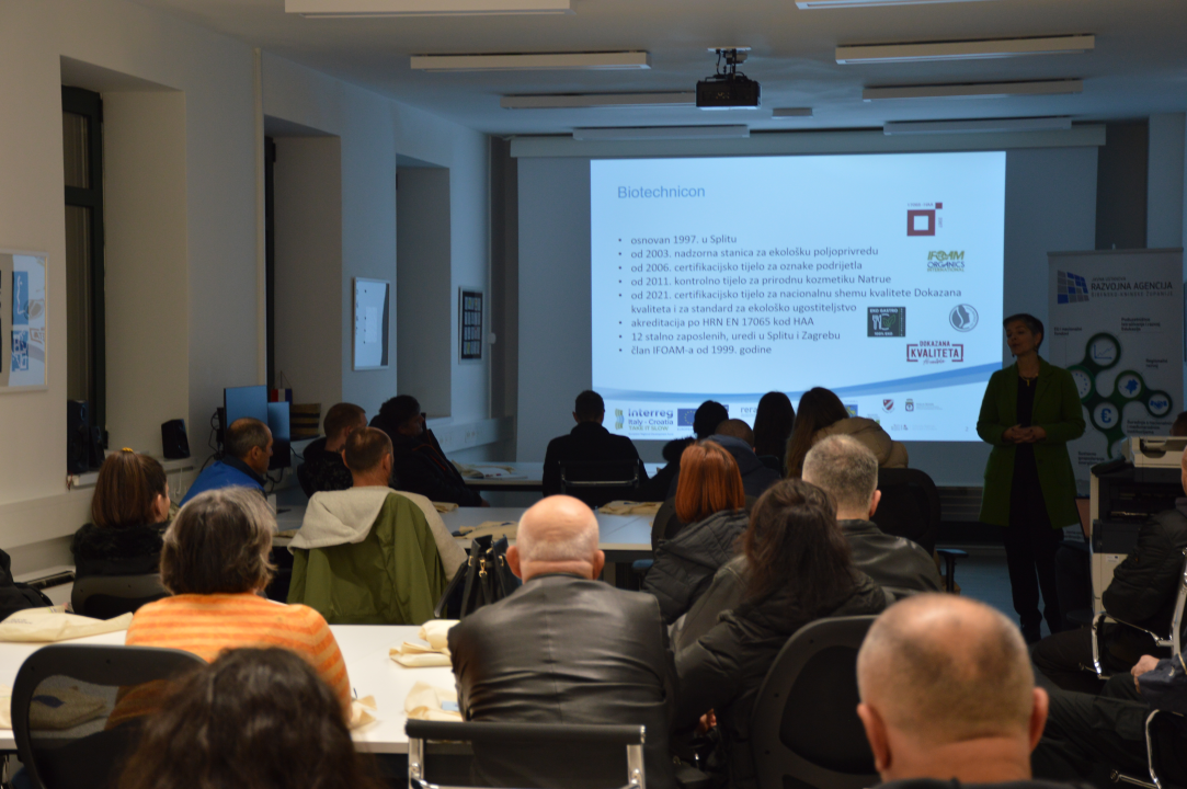 U Kninu održana radionica posvećena ekološkoj poljoprivredi i proizvodnji, certifikatu kvalitete i eko oznakama 