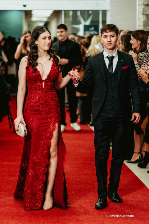 Gimnazijalci zasjali u večeri koju će pamtiti do kraja života! (1.dio)