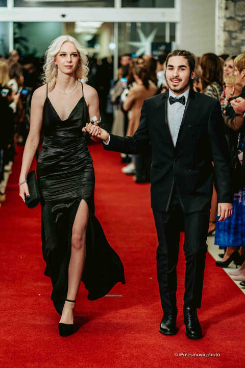 Gimnazijalci zasjali u večeri koju će pamtiti do kraja života! (2.dio)