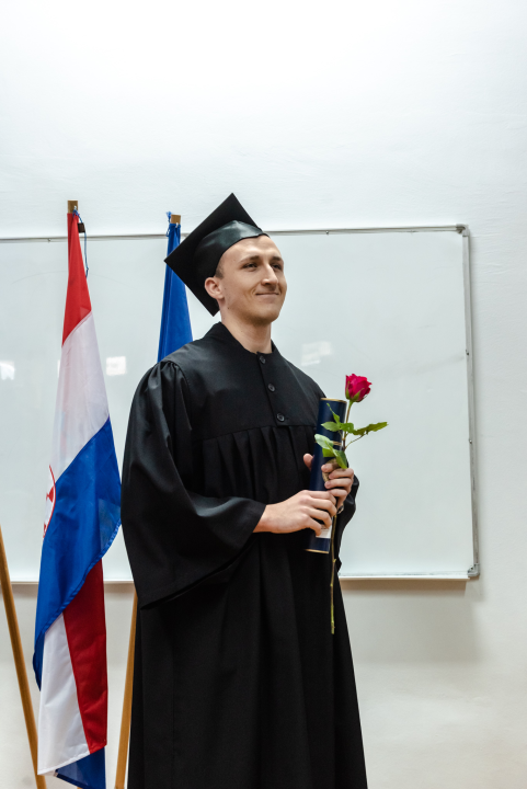 Svečana promocija studenata VUŠ-a: 'Vi ste budućnost naše zemlje i ona će biti onakva kakvom je vi oblikujete'