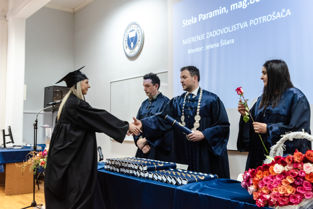 Svečana promocija studenata VUŠ-a: 'Vi ste budućnost naše zemlje i ona će biti onakva kakvom je vi oblikujete'