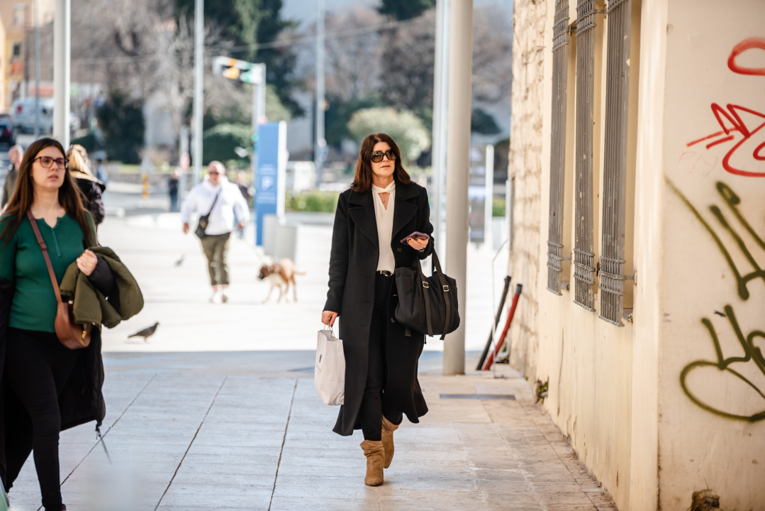 Trendi sugrađani dokazali da modu nose u malom prstu! 