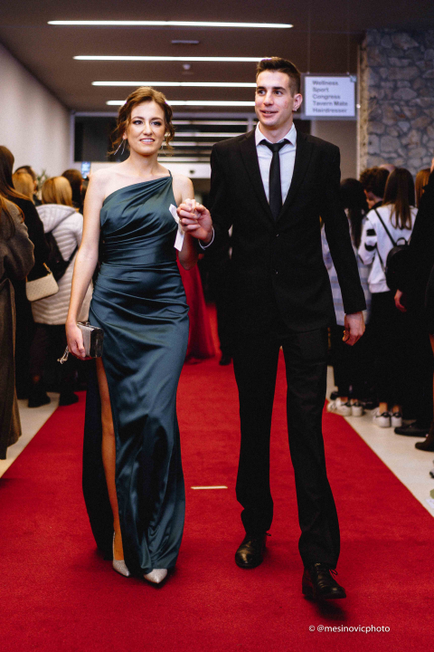 Zavirite na blještavi maturalni ples Tehničke škole Šibenik (1)